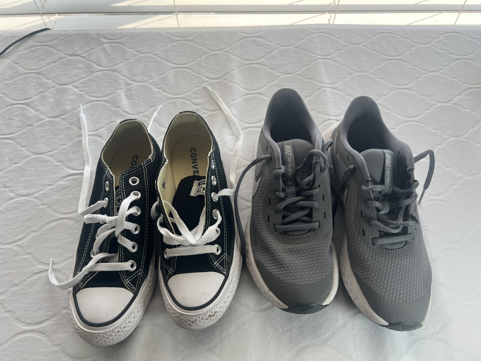 Nike / 5 kids shoes : Kids Converse- Both Shoes Included