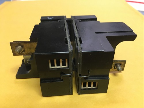 P220 , PUSHMATIC 2 Pole 20 A , 240V CIRCUIT BREAKER - Picture 4 of 4