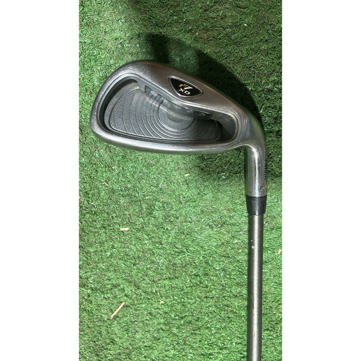 Set of 7 x TaylorMade r7 XD rac Irons 4-PW Regular Steel Shafts Mixed Grips Set of 7 x TaylorMade r7 XD rac Irons 4-PW Regular Steel Shafts Mixed Grips