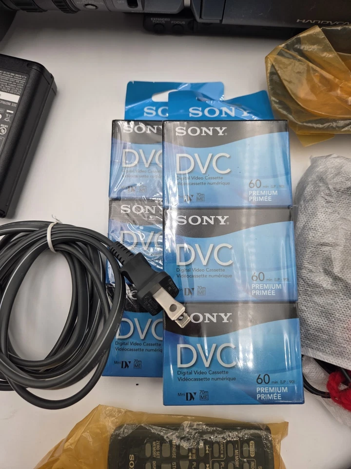 Sony HDR-FX7 HDV Digital Video Camcorder–Tested Working–2 Batts, Remote & Tapes - Image 3 of 4