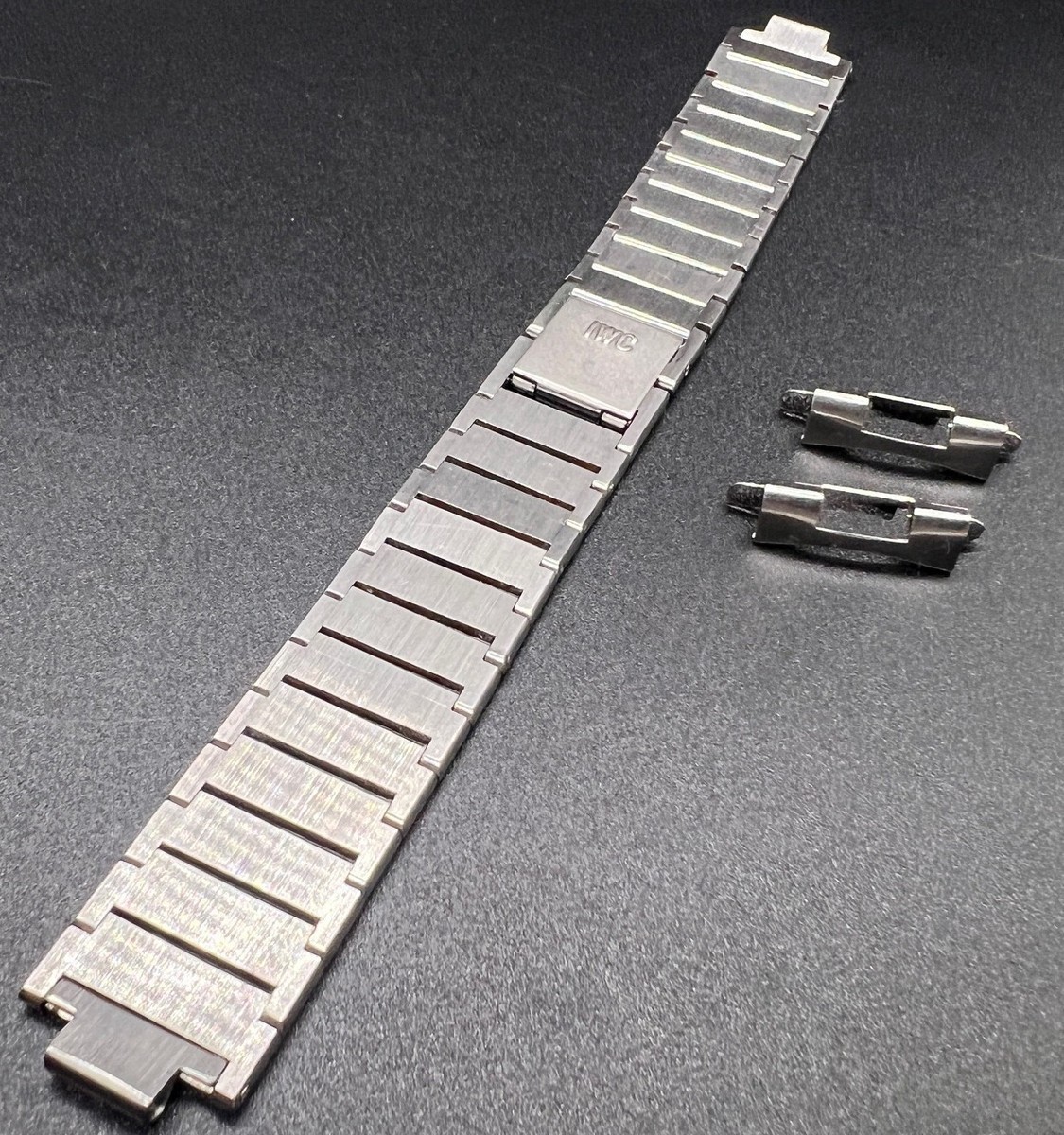 Vintage IWC 18 mm SS Bracelet w/ Curved End Links – Yacht Club