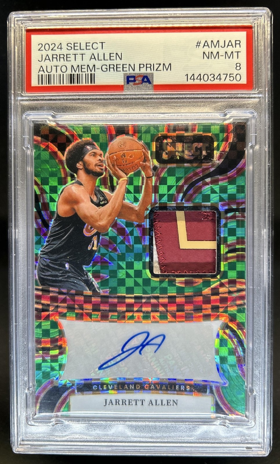 2024-25 Panini Select Jarrett Allen Auto Memorabilia Patch Green Prizm #/5 PSA 8 view 1