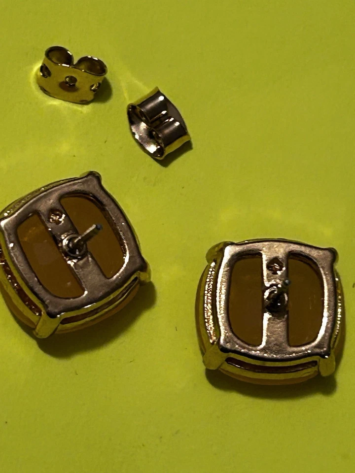 Aretes cuadrados Kate Spade NY corte cojín amarillo claro gotas de goma gema Foto 4 de 4