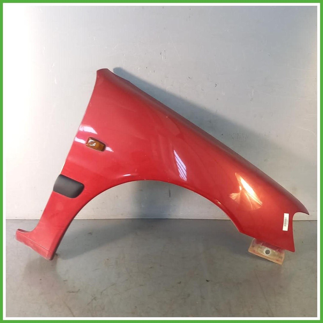 Parafango Anteriore Destro DX Peugeot 106 II 7841J2 Rosso 1996 2001 Usato