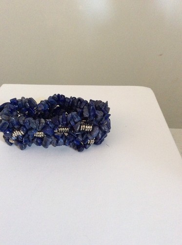 $35 Kenneth Cole Blue Shell Chip Semi Precious Stretch Bracelet 165c - Picture 2 of 3