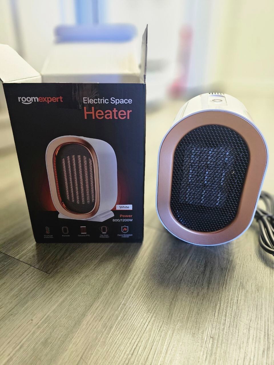 Portable Space Heater Indoor use White color