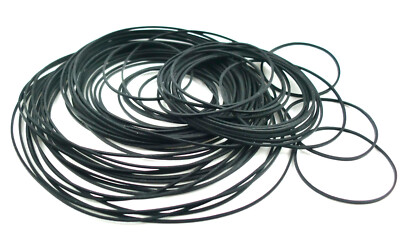 60 x ANTRIEBSRIEMEN GÜRTEL BAND KASSETTEN REKORDER WALKMAN GUMMI 0,7mm Ø25-80mm