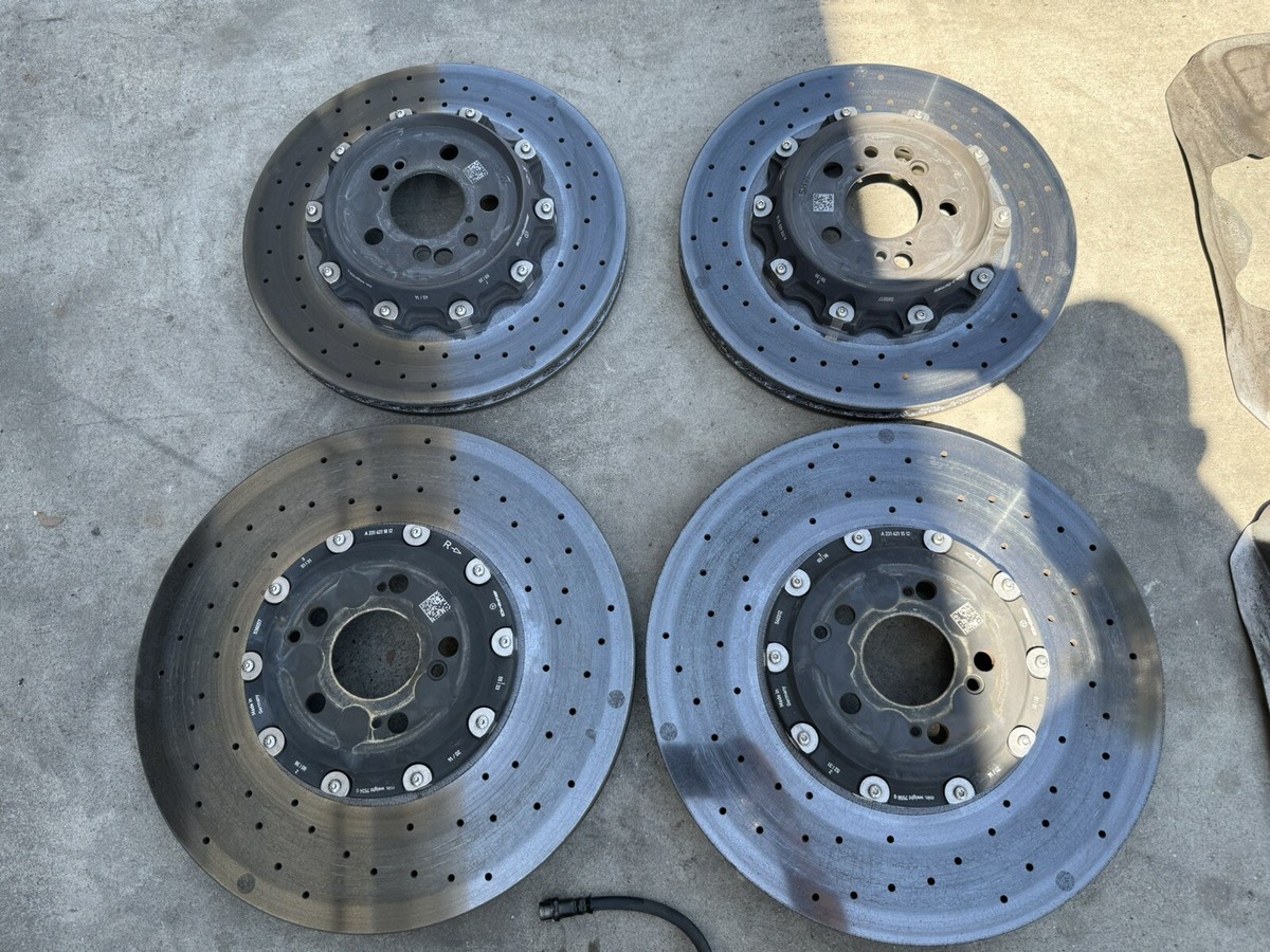 Kit Plaquettes Et Rotors De Frein Pour Mercedes E63 AMG S / C63 / CLS63 - Avant & Arrière - Neuf