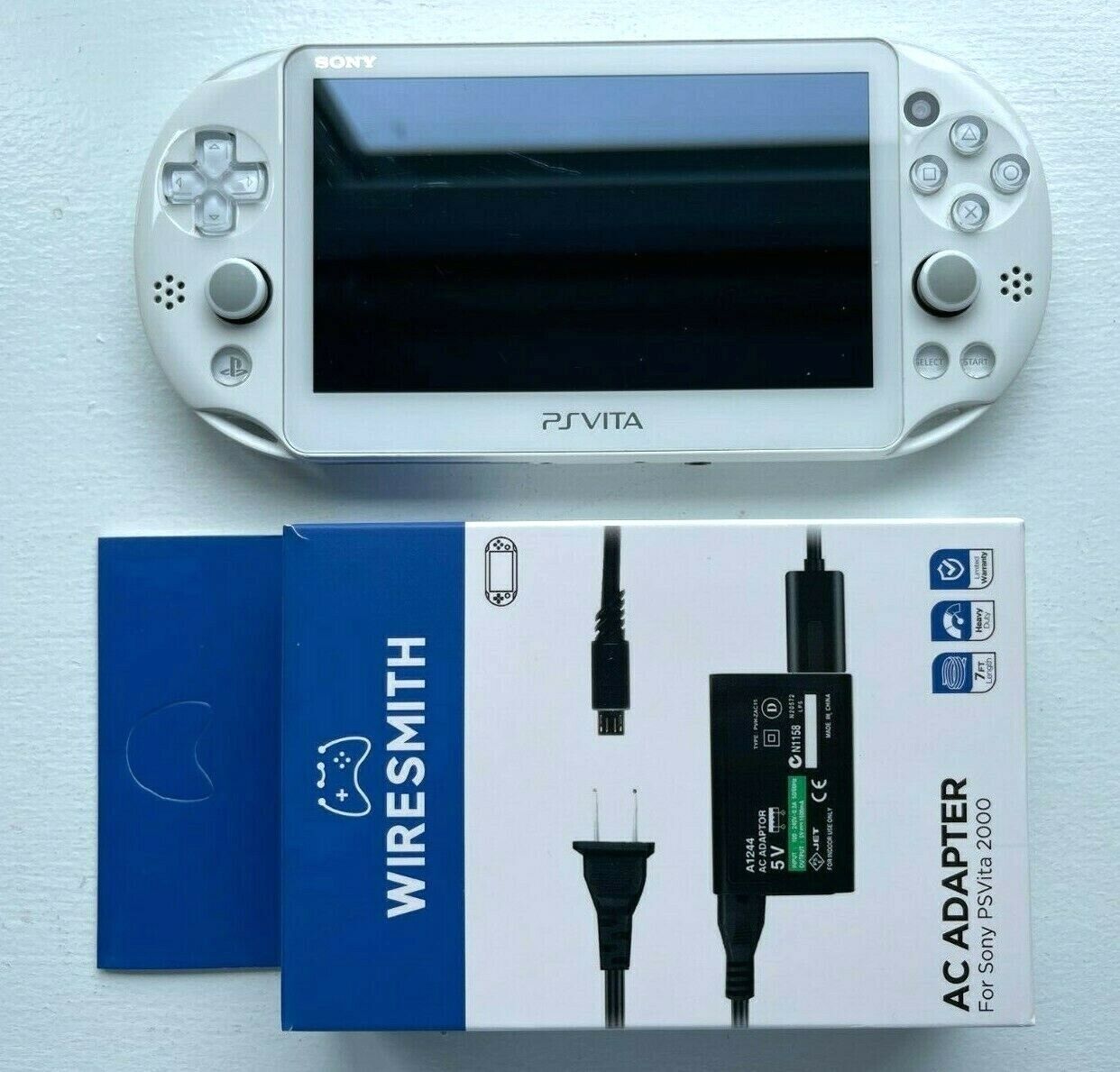 大量入荷中 PS Vita PCH-2000 ホワイト ソニー | engeikos.com.co