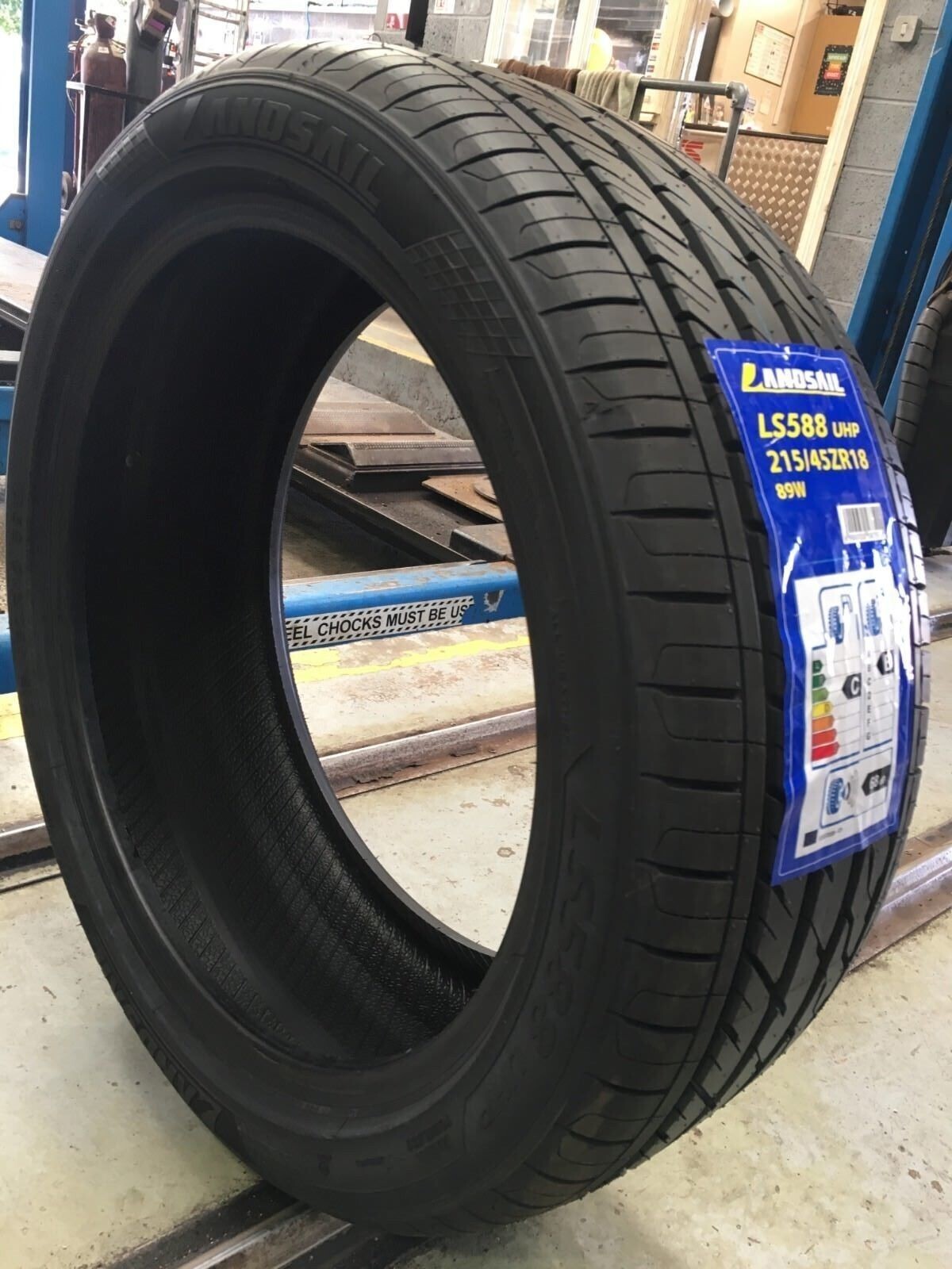 X4 215 45 18 LANDSAIL NEW Tyre 215/45ZR18 89W WITH AMAZING B,B RATINGS