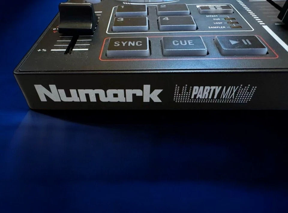 Numark Party Mix DJ Controller Portable Serato DJ Lite 2 Channel Tested/working - Image 4 of 4