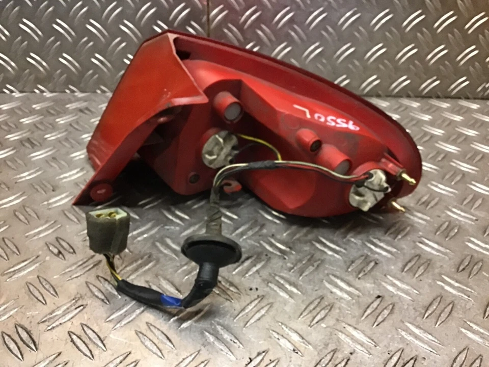 Rückleuchte Exterior Izquierda Daewoo Lacetti Hatchback (KLAN) 1.8 - Imagen 4 de 4