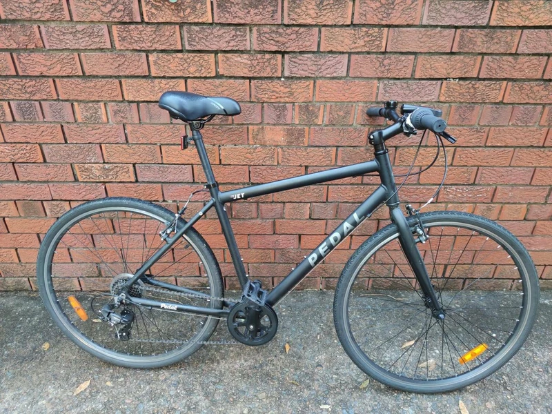 gumtree hybrid bike