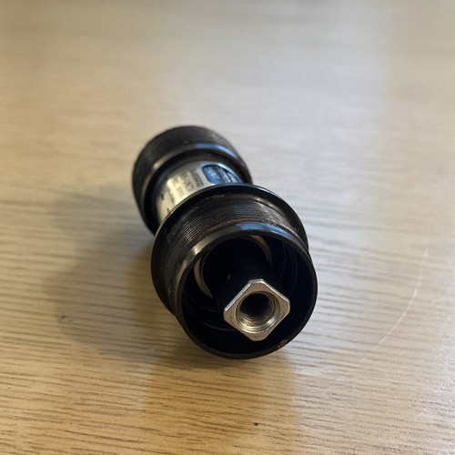 Shimano BB-UN71 JIS Square Taper Bottom Bracket 107.5mm 73mm Shell - Picture 2 of 3