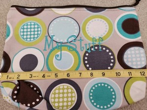 thirty one zipper pouch In Circle Pattern. "My Stuff" Embroidered