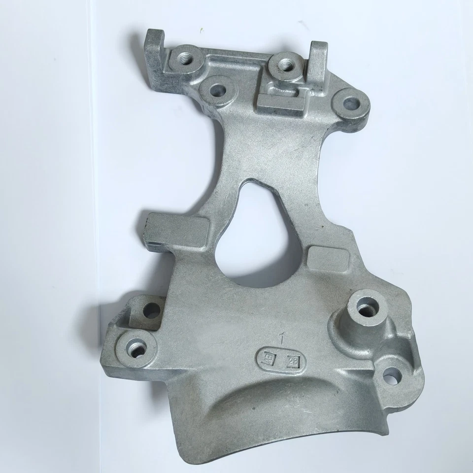 A/C Compressor Bracket 38930-RNA-A00 For Honda Civic 1.8L 2006 2007 2008-2011 - Image 3 of 4