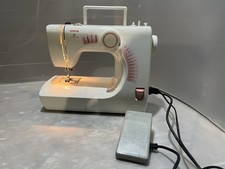 Toyota Sewing Machine SE13 Model RS2000 White Working  with Foot Pedal : THSW001