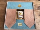 VINTAGE NIB PURE IRISH LINEN TEA SET 2 PLACEMATS /2 SERVIETTES + CERAMIC CUP
