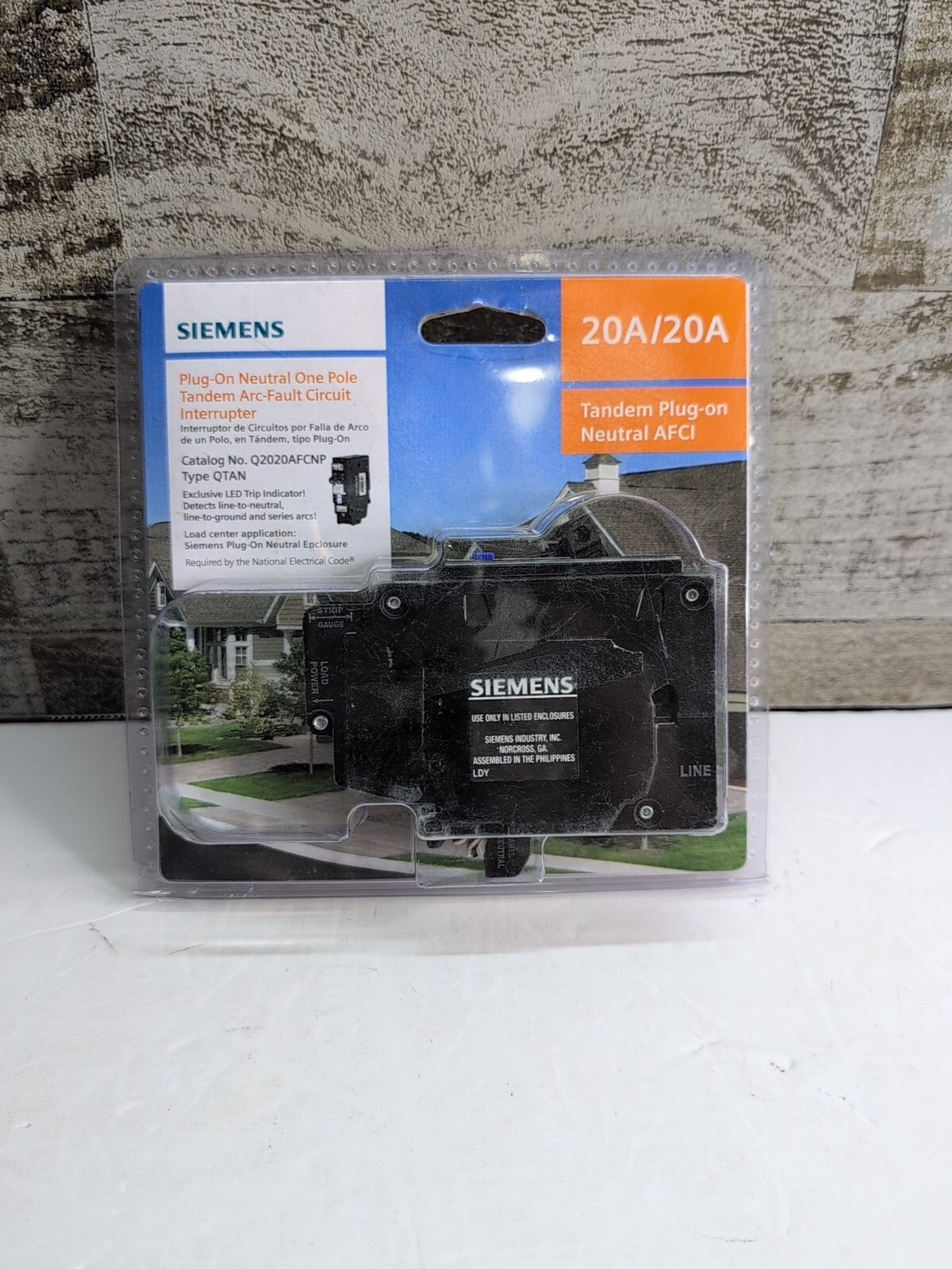 Siemens q2020afcnp 20a 120v 60 hz type qtan plug on neutral 1 pole