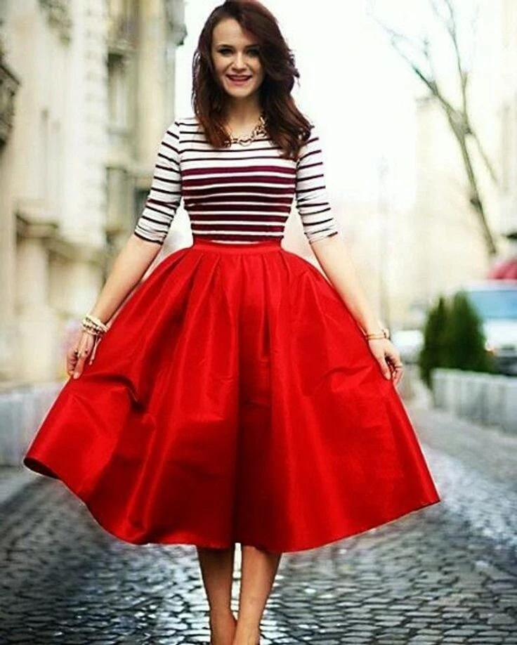 balloon skirt new large red zipper button |