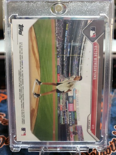 Victor Wembanyama Primer Lanzamiento Yankees Spurs 2023 Topps #472 (Nuevo Estuche 1 Táctil) - Imagen 4 de 6