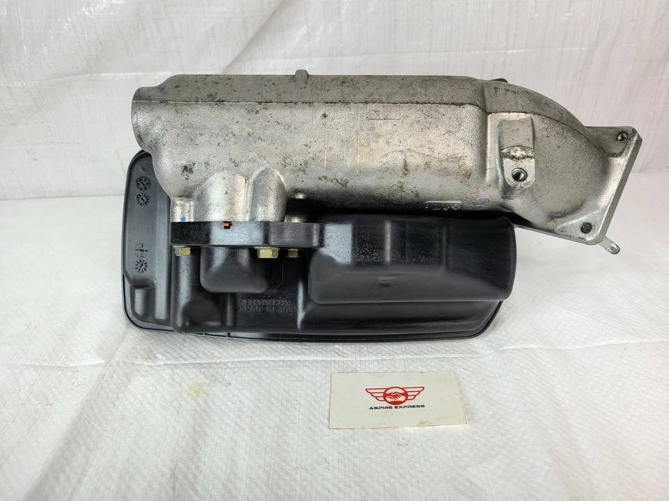 Colector de admisión Acura CSX 2006-2011 2,0 L OEM Foto 3 de 4