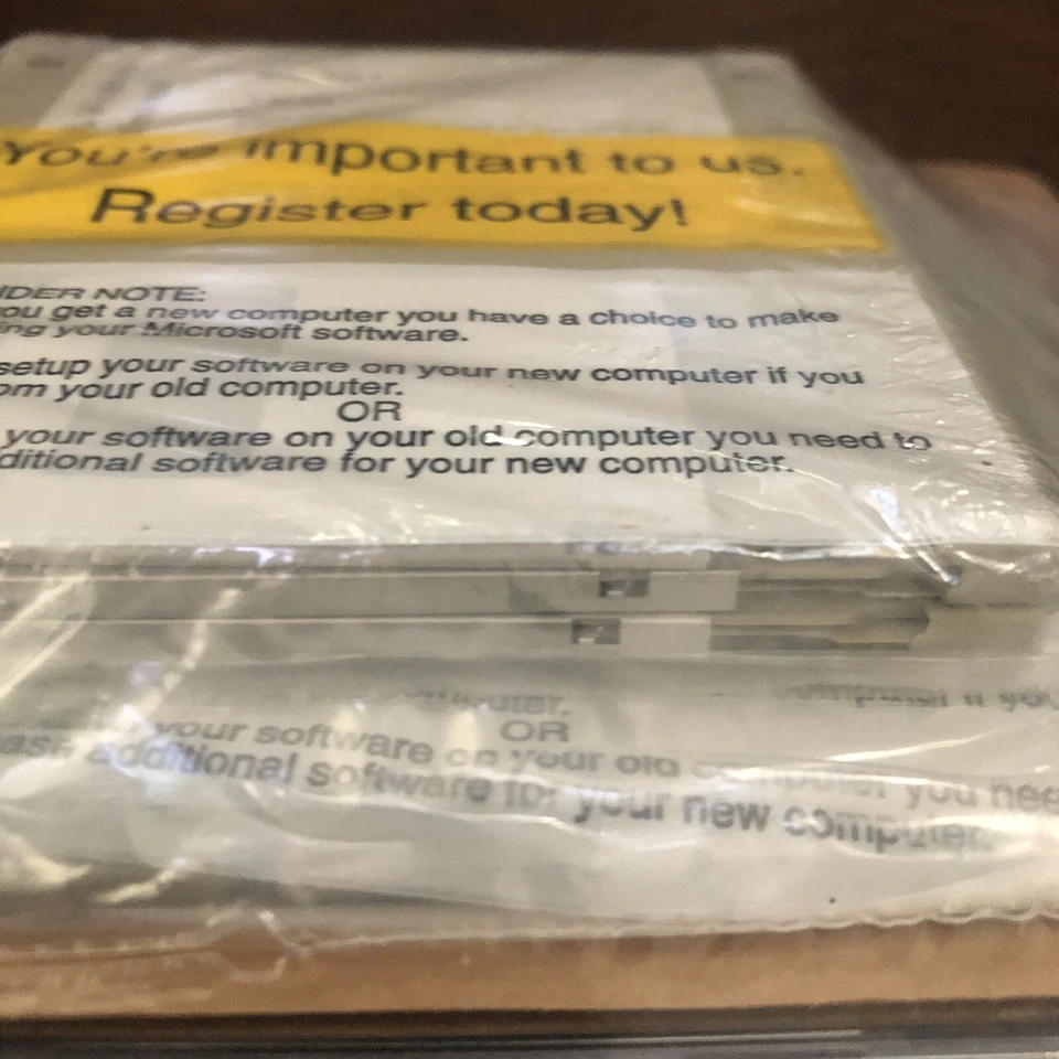 Microsoft Windows 2000 Professional Server on 1.44 MB Floppy Disks and CD New - Image 4 of 4