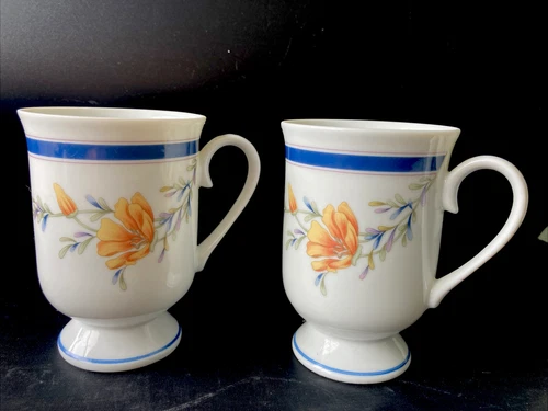 2 Set Princess House WHITE PEDESTAL MUG CUP FinePorcelain Floral LILY Japan 4.5”