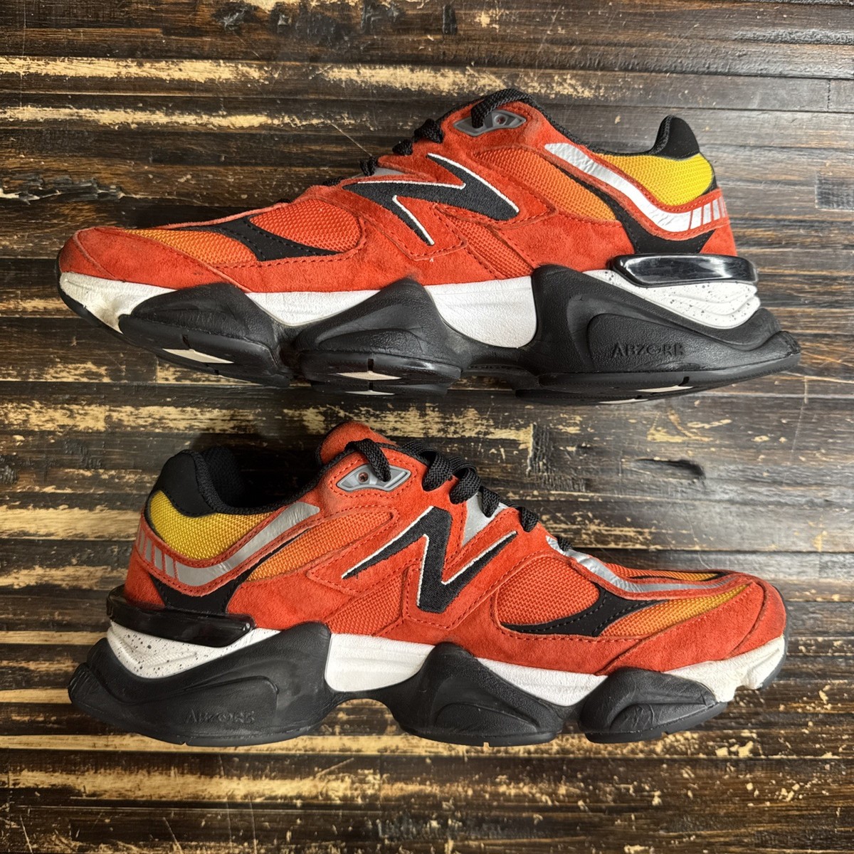 NEW BALANCE 9060 SIZE 10.5 DTRL FIRE SIGN RED ORANGE BLACK