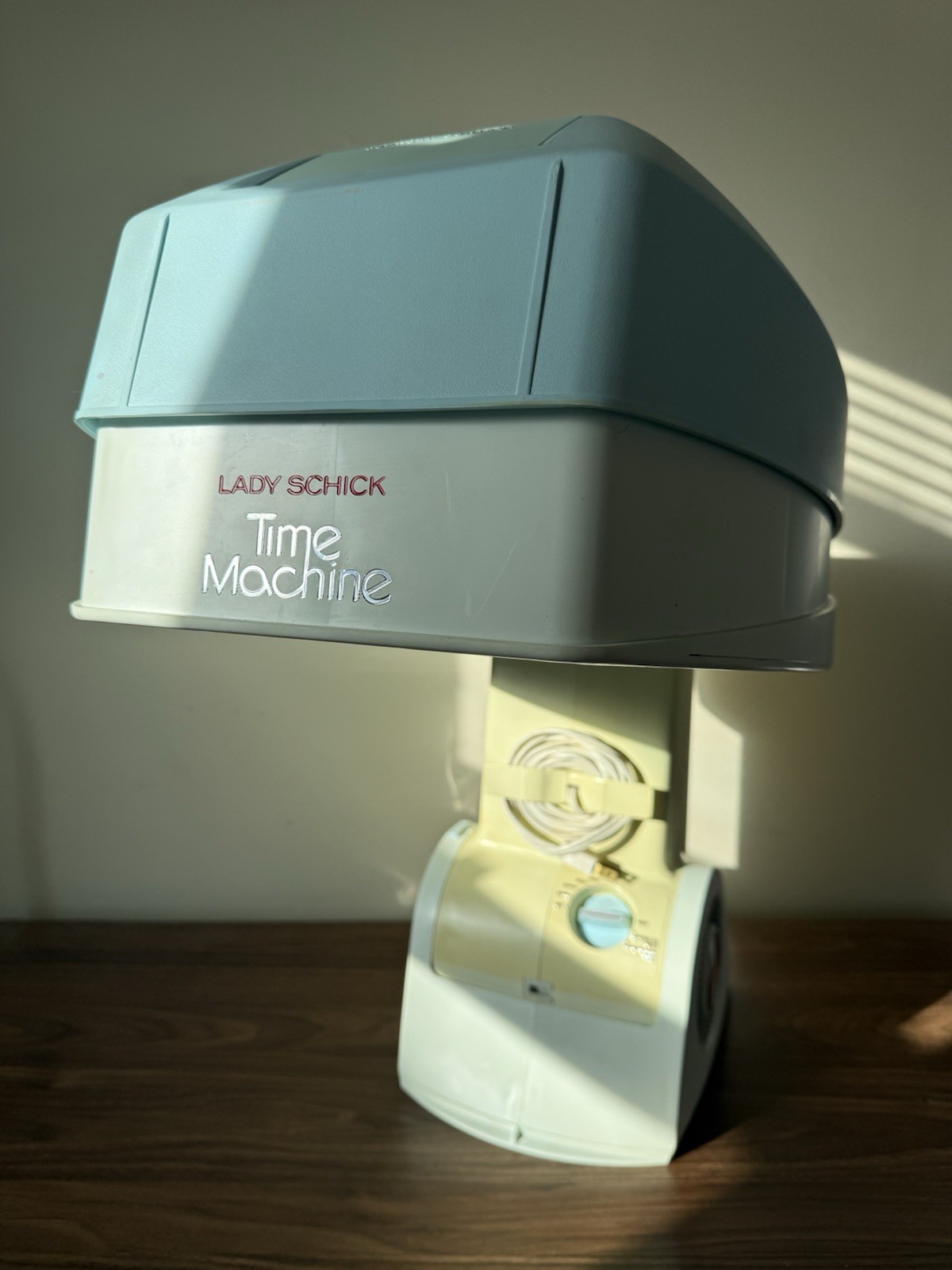 Vintage 1960s Lady Schick Time Machine Sky Blue Table Top Hair Dryer Model #2001