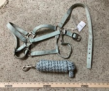 Horze Adjustable Nylon Horse halter matching lead line/rope Average Full size
