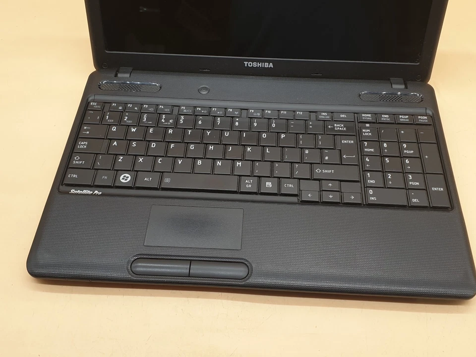 Toshiba Satellite PRO C660-2F7 15.6" i3-2330M 2.2GHZ 2GB RAM BIOS BOOT ,SL29 - Image 2 of 4