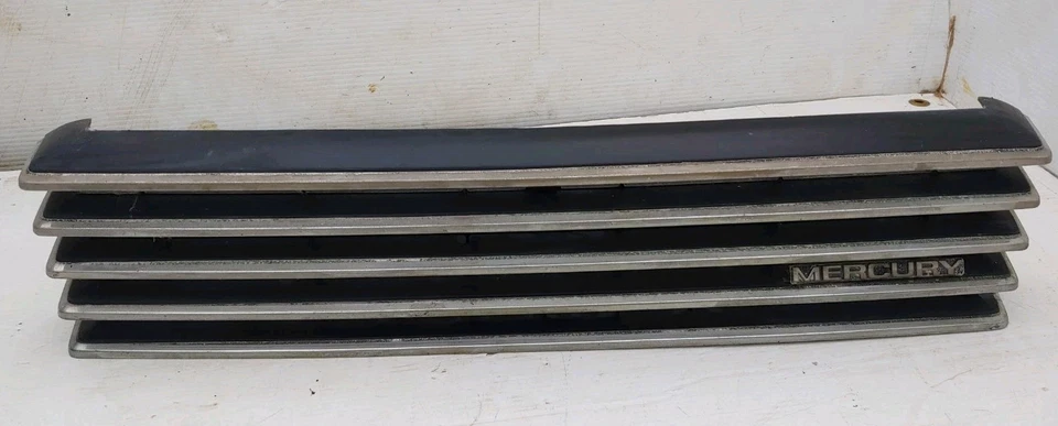RARO DIFÍCIL DE ENCONTRAR OEM Ford 1979 1980 1981 1982 Mercury Capri parrilla RS Grill Foto 3 de 4