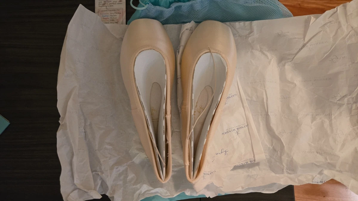 【新品未使用】！値下げ！Gaynor Minden 9M 4 ヨーロッパ製 Gaynor Minden Pointe Shoes | eBay