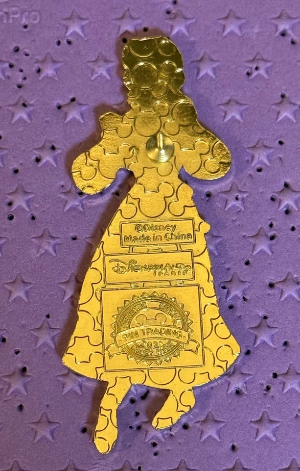 Prendedor DLP Bella La Bella y la Bestia Disney Land París 2021 Foto 3 de 4