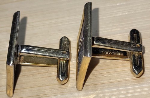 Set gemelli e fermacravatta HICKOK USA vintage nero e oro lettera L usati - Foto 3 di 11