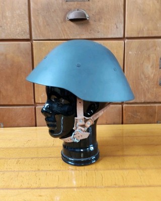 DDR NVA Paradehelm Kunststoff 5Nieten Wachregiement Selten RAR