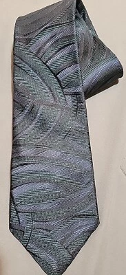 Vntg Gordon Thomas Collectibles Textured Dark Green Neck Tie 100% Silk USA Waves - Image 1 of 4