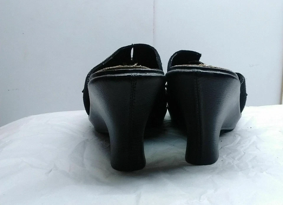 Bandolino Black Suede Wedge Slip On Mule Clog Slide Sandal Women Shoes 9.5M 40,5 - Image 3 of 4