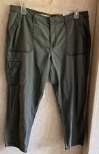 Sonoma Women's Capris Cargo New Misses Straight Size 16 Inseam 25 Mid Rise