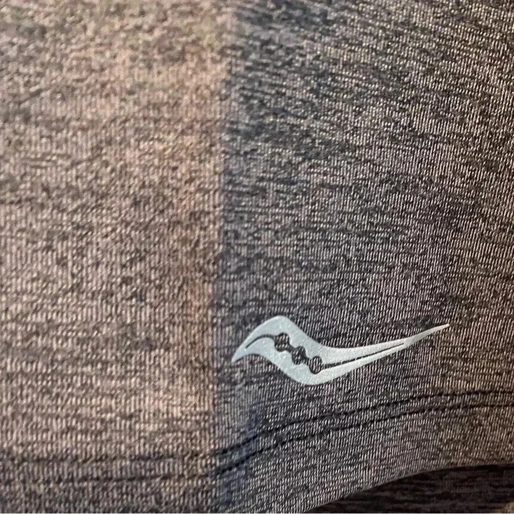 Saucony Women's Overlook Long Sleeve Athletic Running Shirt Thumb Hole Small EUC thumbnail 4