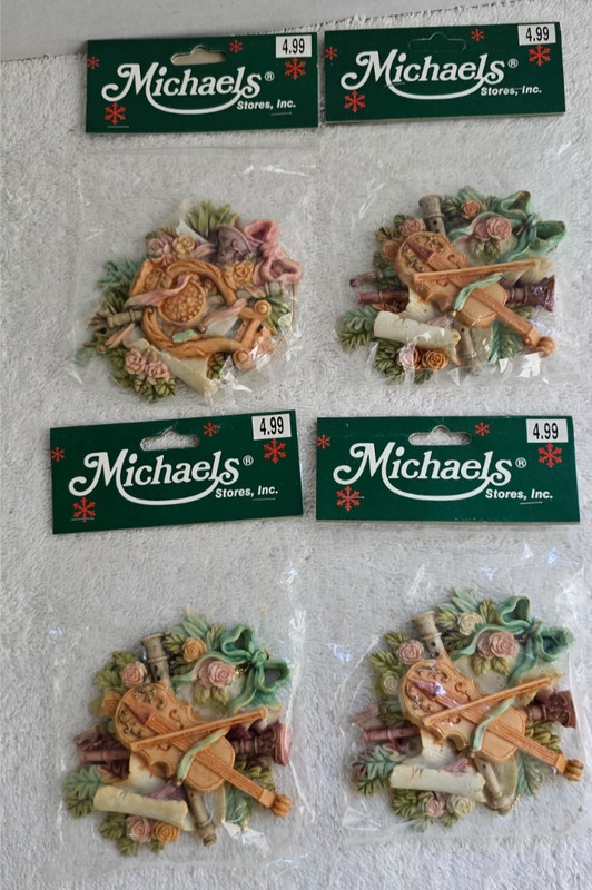 VINTAGE 4" RESIN ANGELS VIOLIN HARPS MUSIC CHRISTMAS ORNAMENTS FIGURINE SET 4.