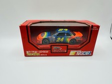 Jeff Gordon 24 Dupont 1993 Racing Champions 1:43 Scale Die-Cast