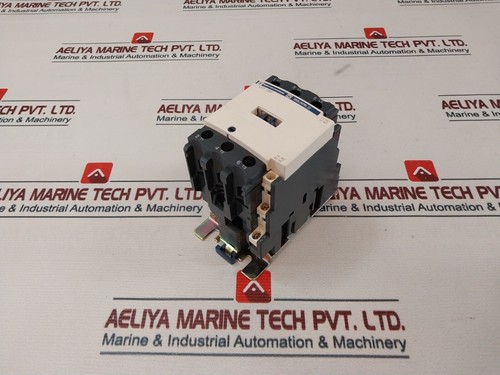 Telemecanique/Schneider Electric LC1 D65 Contactor 600V A.C - Picture 4 of 12