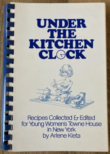 Pod zegarem kuchennym przepisy edytowane przez Arlene Kieta New York plastikowy grzebień - Zdjęcie 1 z 1