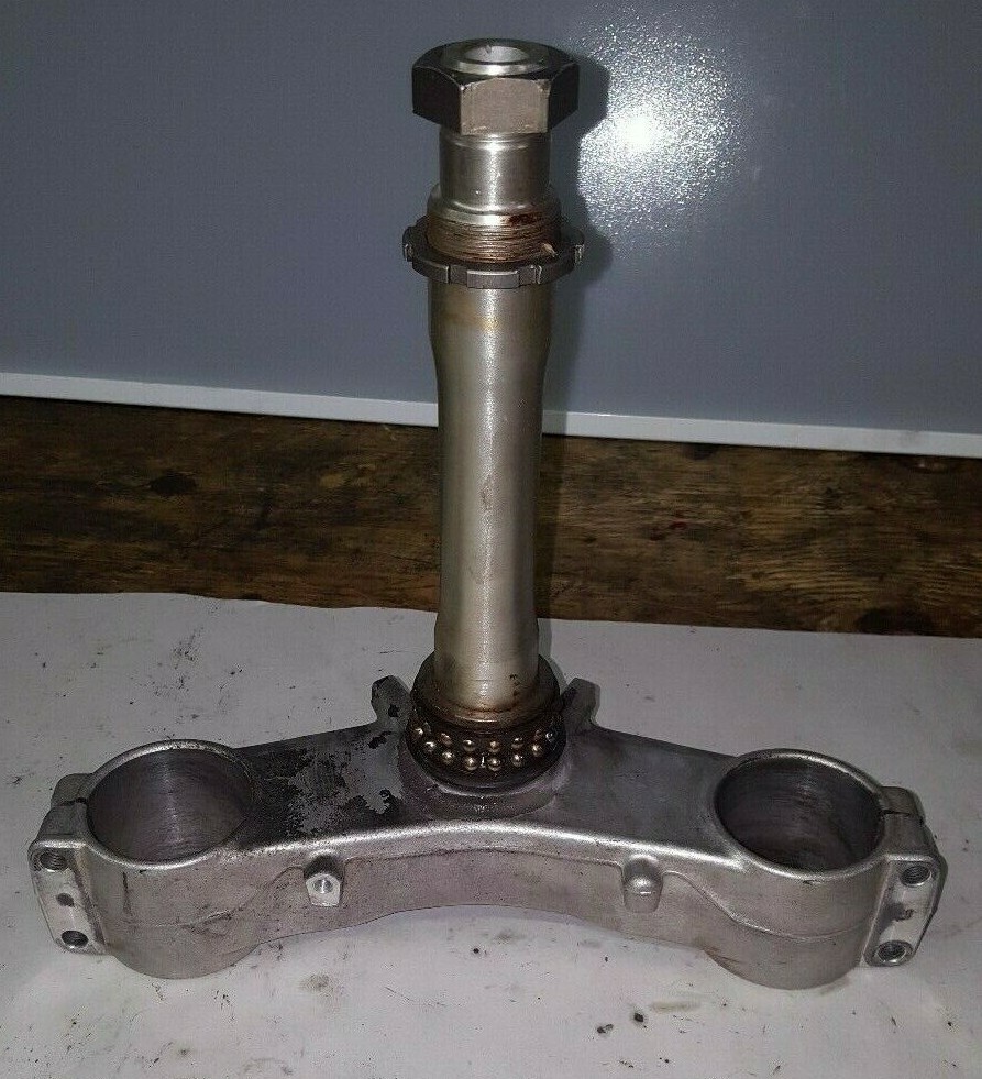 2006-2007 06 07 KAWASAKI NINJA ZX10R LOWER TRIPLE TREE 44037-0035