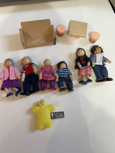 Melissa & Doug Ryans Room dollhouse Lot Wood furniture family grandma  figures | eBay