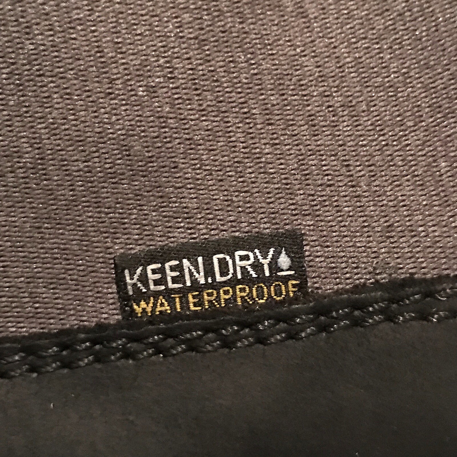 Stivali da neve impermeabili NUOVI KEEN da uomo taglia 11 5 M Anchorage III (3) neri 1017789