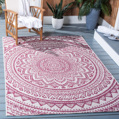 SAFAVIEH Outdoor CY8734-55912 Courtyard Ivory / Fuchsia Rug