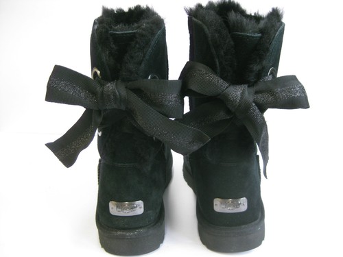 UGG CUSTOMIZABLE BAILEY BOW WOMEN SHORT 